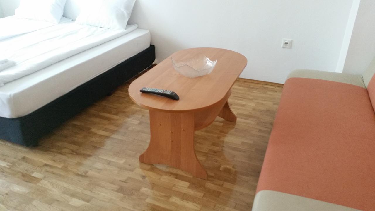 4U Apartment - Gurko Burgas ภายนอก รูปภาพ