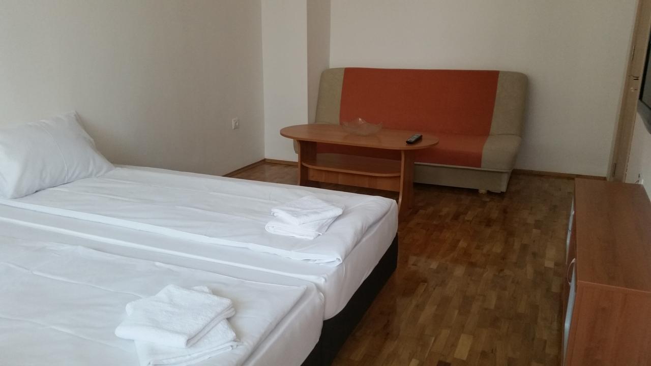 4U Apartment - Gurko Burgas ภายนอก รูปภาพ